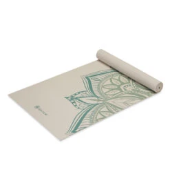 Gaiam 5mm Printed Yoga Mat Vintage Green Point